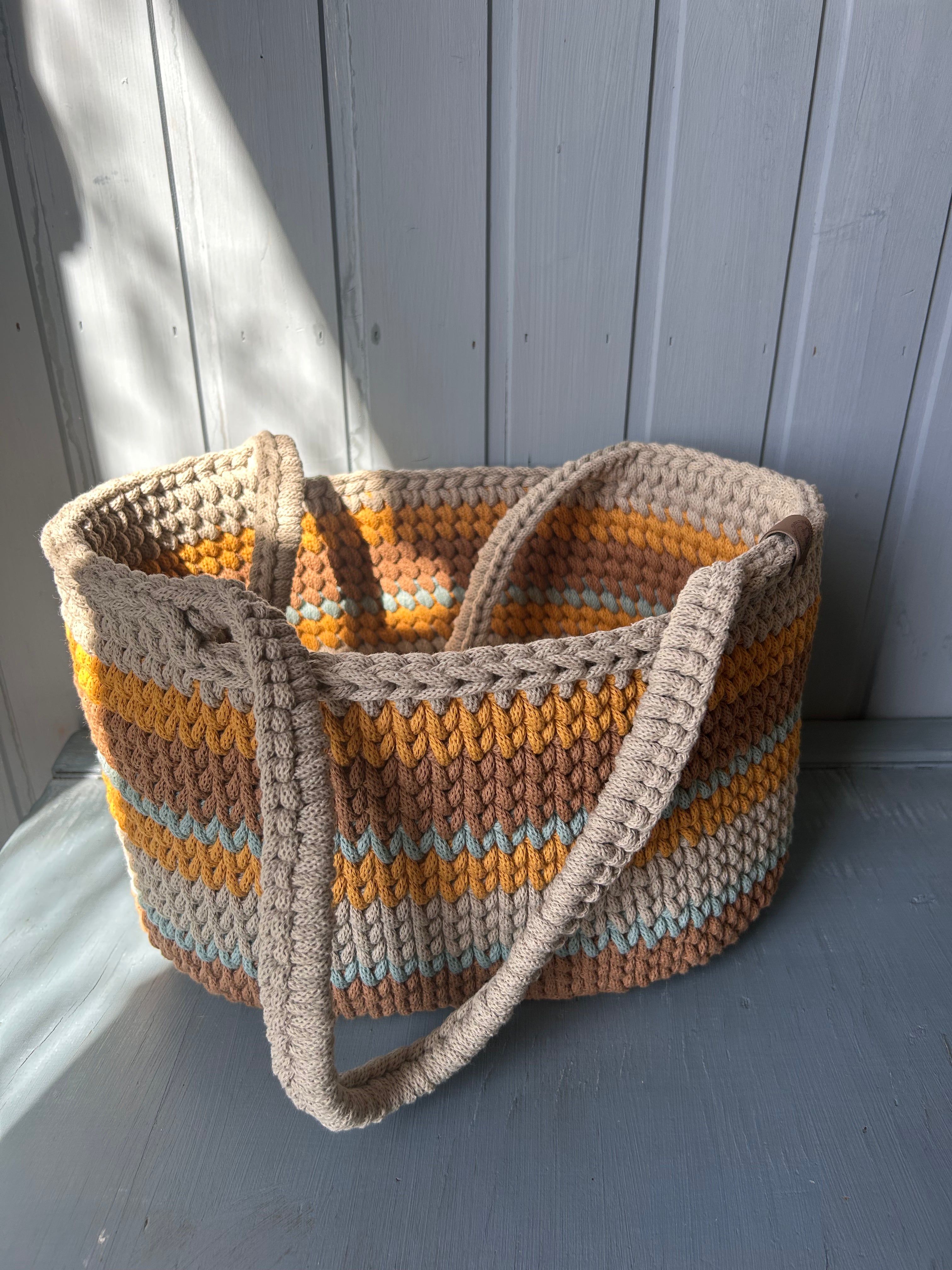 Korb mit Griff: Hoch 20cm I Lang 38cm